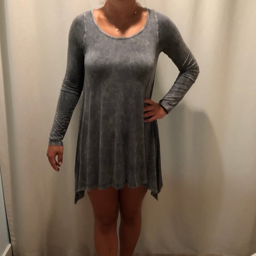 Vestique Long-sleeve dress